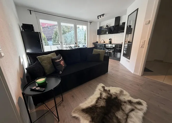 아파트 Blackhome 5 *